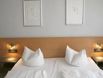 Hotel Modern 3*